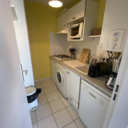 T2 Avec Balcon, Parking Inclus, Proche Et Commerces - Fr-1-474-291 آركاشو