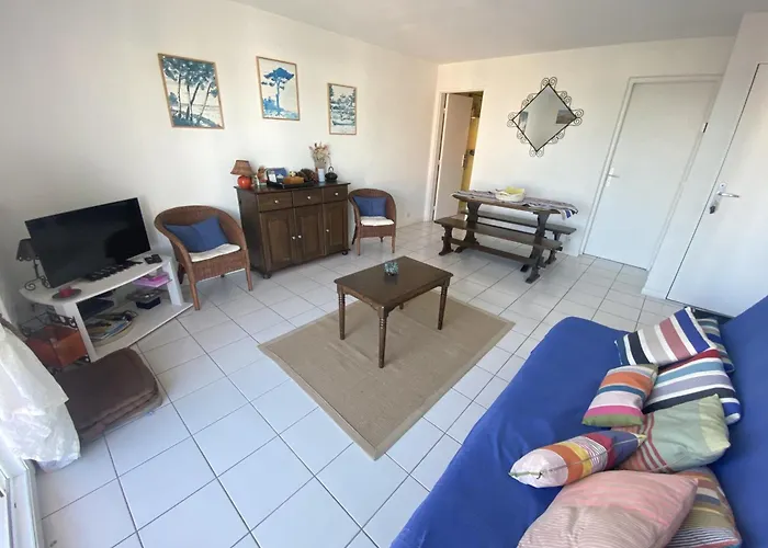 شقة T2 Avec Balcon, Parking Inclus, Proche Et Commerces - Fr-1-474-291 آركاشو