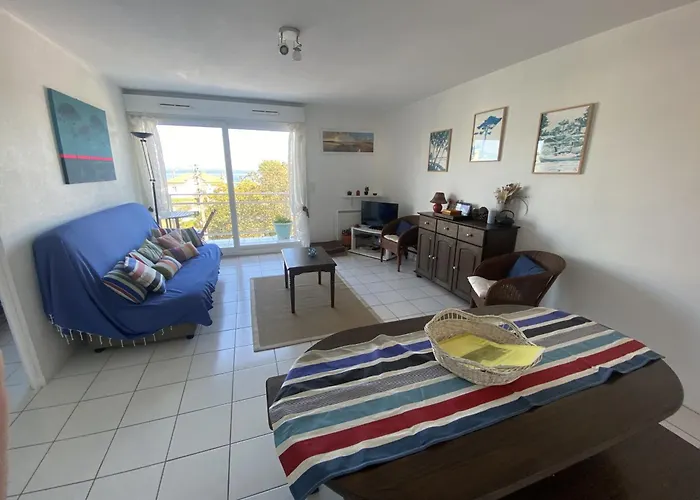 شقة T2 Avec Balcon, Parking Inclus, Proche Et Commerces - Fr-1-474-291 *