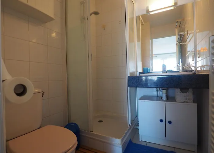 T2 Avec Balcon, Parking Inclus, Proche Et Commerces - Fr-1-474-291 * آركاشو